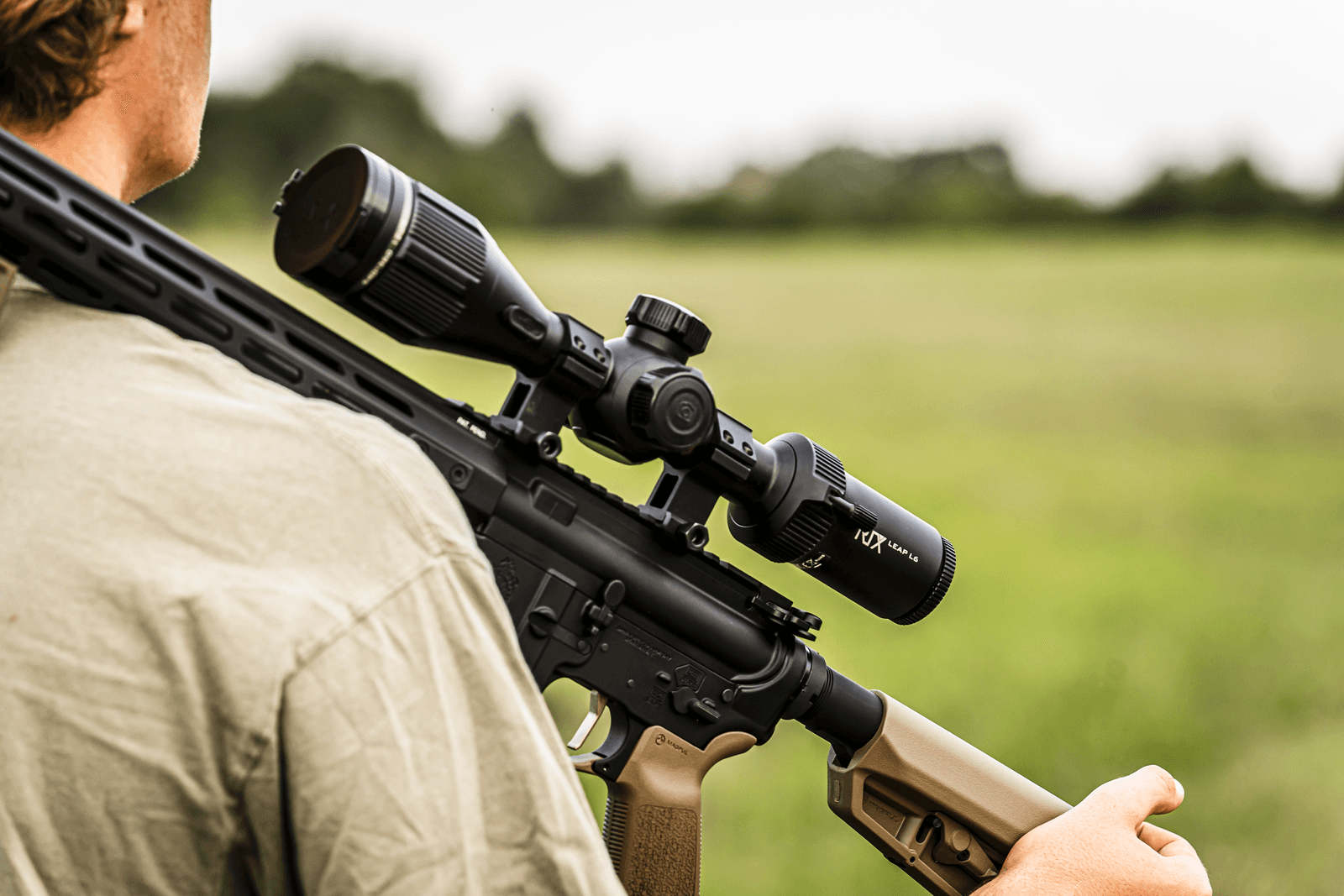 An AR-15 rifle equipped with RIX L6 Thermal Scope.  